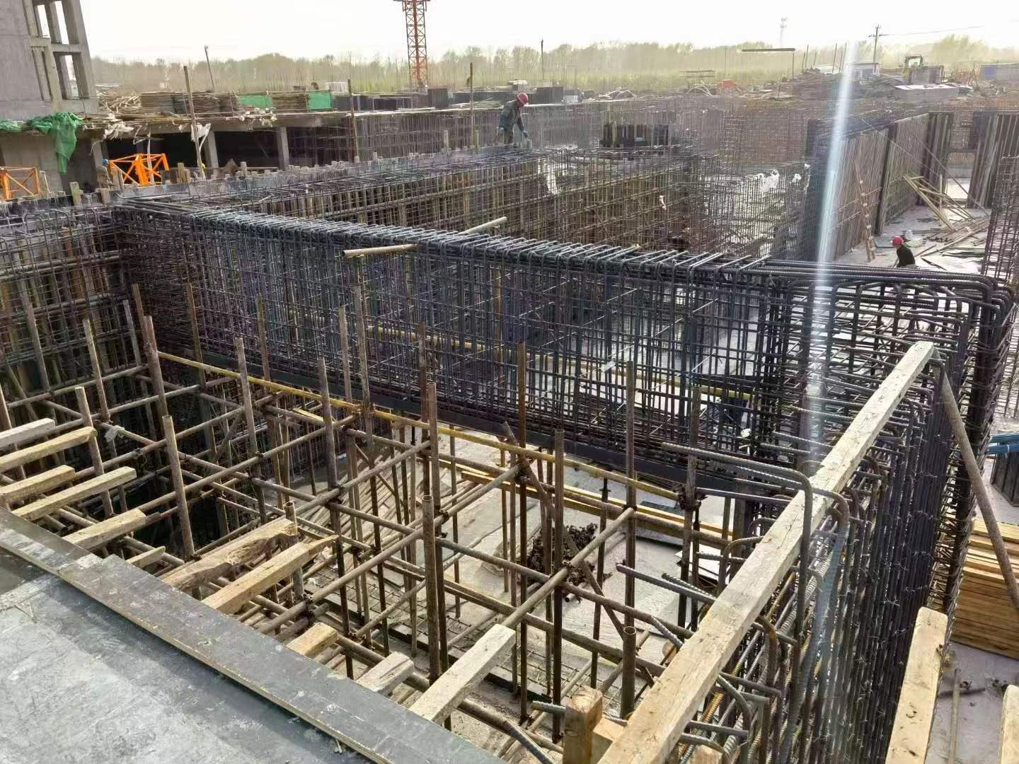 杨陵建筑基础筏板施工时混凝土有哪些常见问题?